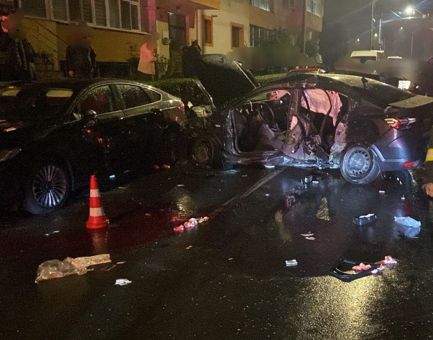 Accident grav în Trivale! Două persoane au ajuns la spital, una în stare critică 1 ce163327 8f32 4740 9dc1 8333d1c08539 - Accident grav în Trivale! Două persoane au ajuns la spital, una în stare critică