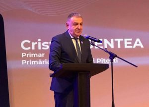 Noul an universitar a început la Pitești! ”Universitatea rămâne inima orașului nostru” 3 Sursă foto: FB Cristian Gentea