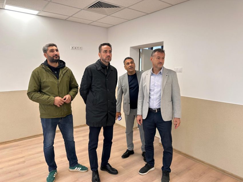 la Liceul Tehnologic Constantin Brancusi 11 Sursă foto: Primăria Muicipiului Pitești.