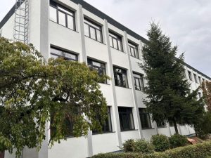 la Liceul Tehnologic Constantin Brancusi 2 1 - 10 clase finalizate, 430 de elevi revin în bănci: lucrări în desfășurare la Liceul Tehnologic „Constantin Brâncuși”