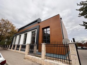 la Liceul Tehnologic Constantin Brancusi 3 1 - 10 clase finalizate, 430 de elevi revin în bănci: lucrări în desfășurare la Liceul Tehnologic „Constantin Brâncuși”