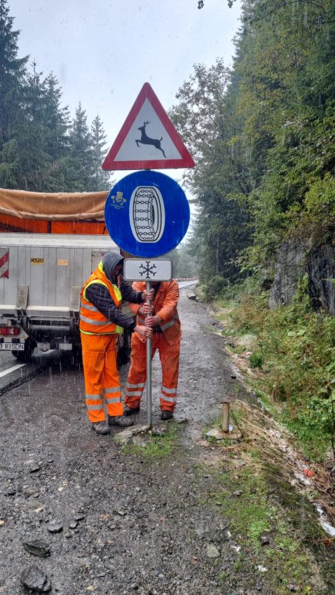 (Video) Argeș - Ninsoarea a acoperit Transfăgărășanul 2 81321677 718f 491d aa19 893df91414bd - (Video) Argeș - Ninsoarea a acoperit Transfăgărășanul