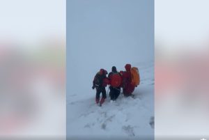 Doi turiști israelieni, recuperați de salvamontiști după ce s-au rătăcit pe Platoul Bucegi 25 cats 3 - Doi turiști israelieni, recuperați de salvamontiști după ce s-au rătăcit pe Platoul Bucegi