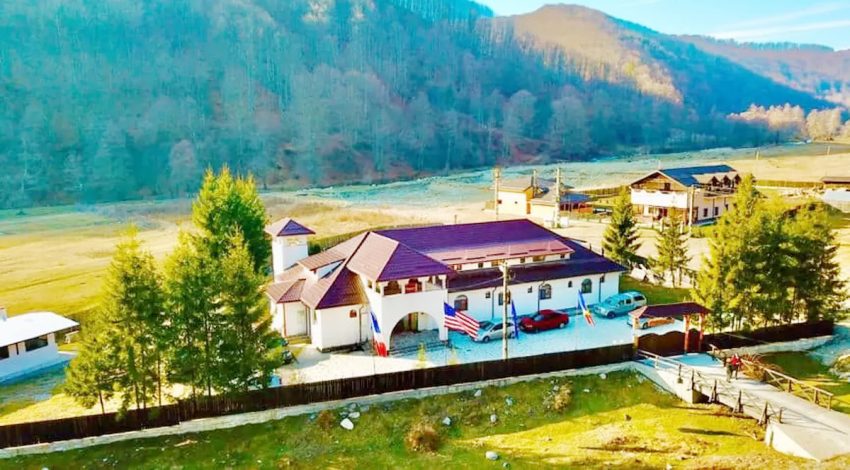 Monica Anghel a scos pensiunea de la Berevoești la vânzare pentru 550.000 de euro! 2 pensiune Monica Anghel