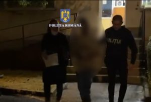 cats 1 - Tânăr din Berevoești, reținut de polițiști după ce a lovit câinele unei vecine