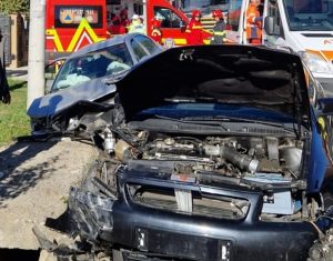 5886f330 9edc 46f4 8f91 62a0e7cd1e5a - Accident în Curtea de Argeș! Mașini avariate și persoană transportată la spital