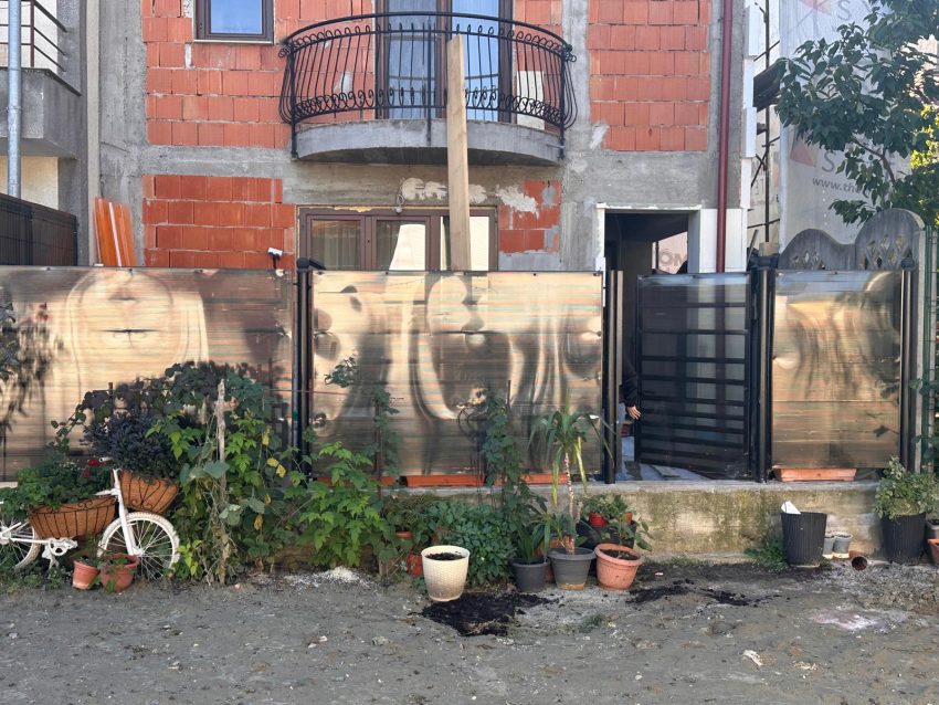 A deversat apele menajere în curtea unei școli. Piteștean amendat! 3 WhatsApp Image 2025 10 13 at 12.44.23 - A deversat apele menajere în curtea unei școli. Piteștean amendat!