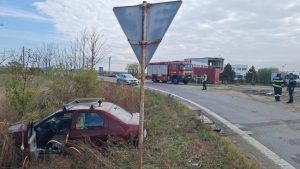 WhatsApp Image 2025 10 14 at 15.19.24 - Accident rutier la coborâre de la uzina Dacia!