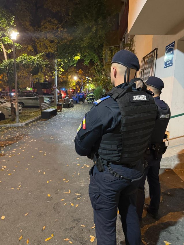 Aproximativ 100 de jandarmi vor păzi zona afectată de explozie 1 jandarmi bloc explozie