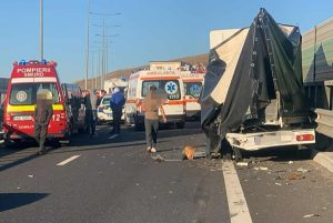 Accident grav pe DEx12! Trafic deviat 9 Accident DEx12 - Accident grav pe DEx12! Trafic deviat