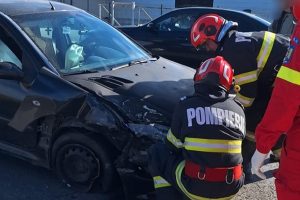 0e087e78 f73e 42c2 89de 692943c047af - Accident în Albota! Două mașini implicate