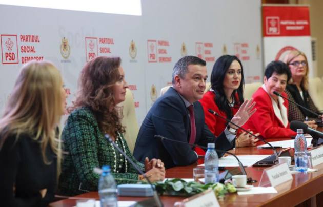 Sursă foto: FB Sorin Grindeanu Simona Bucura-Oprescu PSD