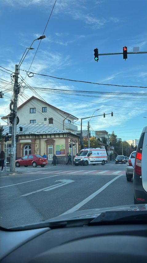 PITEȘTI. O șoferiță s-a ales cu dosar penal după ce a plecat de la locul unui accident 1 accident in Pitești