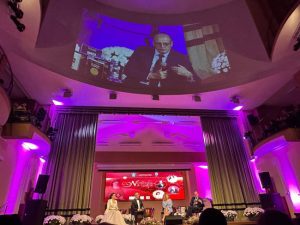 Dumitru Constantin Dulcan, la Pitești: o seară despre credință, știință și vindecare 2 Sursă foto: FB Cristian Gentea