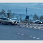 (Video) Accident cu 2 mașini implicate pe pasarela către Uzina Dacia 14 Untitled Project 3 - (Video) Accident cu 2 mașini implicate pe pasarela către Uzina Dacia