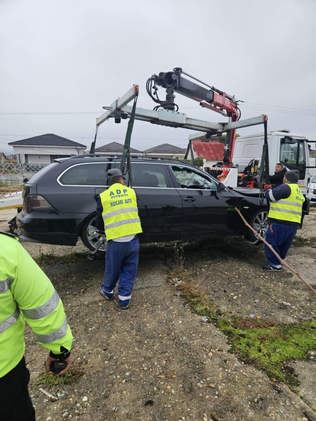 masini abandonate ridicate Pitești