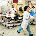 poze generice - La Spitalul Județean de Urgență Pitești medicii ajung să facă și 8-10 gărzi pe lună!