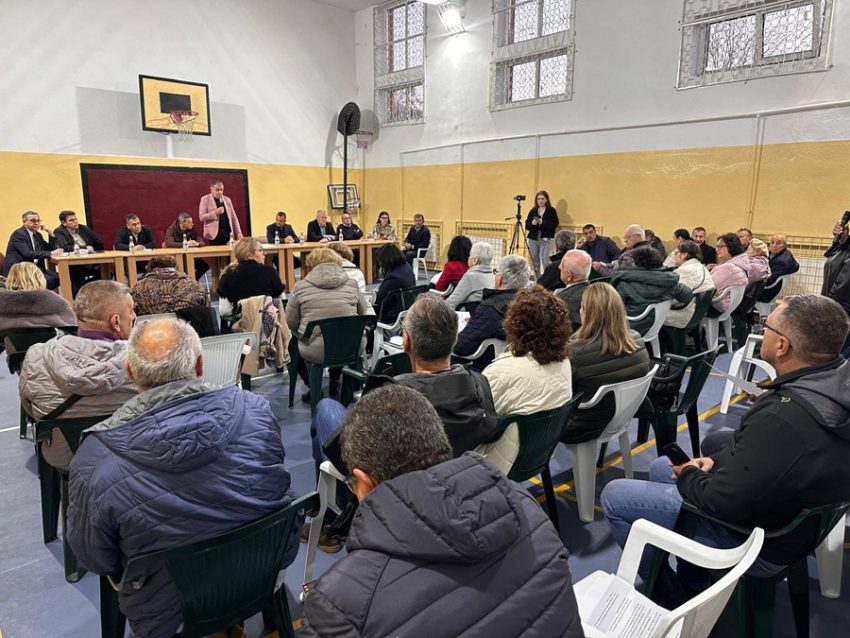 intalnire gentea cu oamenii din Banat si exercitiu Sursă foto: FB Cristian Gentea