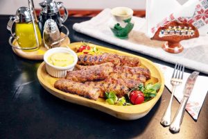 casa argeseana2 Copie - Casa Argeșeană - locul ideal pentru mese delicioase și petreceri de neuitat