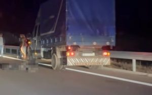 7d8490b1 0e2f 4643 82dc ad94c0f3f0d3 - A vrut să verifice o defecțiune, dar și-a pierdut viața. Argeșean lovit mortal pe DEx 12