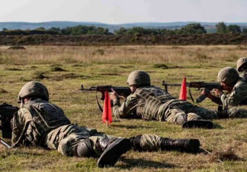 militari trageri poligon mioveni Sursă foto: FB Prmăria Orașului Mioveni.