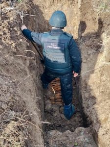 WhatsApp Image 2025 11 14 at 12.00.24 1 - (Video) Elemente de muniție asanate de pirotehnicienii ISU Argeș