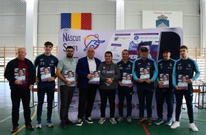 Erika Popescu, campioană europeană, inspiră sute de elevi la ediția 2025 „Azi sunt profu’ tău de sport!” 1 Sursă foto: CJ Argeș.