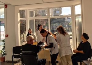 Mioveni: 250 de persoane testate gratuit de Ziua Mondială a Diabetului 1 Sursă foto: FB Primăria Orașului Mioveni