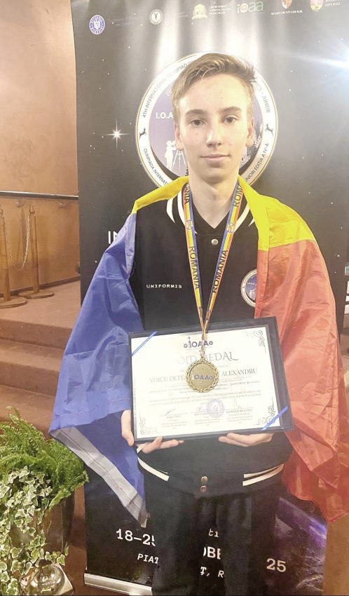 Albert Voicu Olteanu - Două medalii de aur pentru Colegiul Național „Ion C. Brătianu” la Olimpiada Internațională de Astronomie și Astrofizică pentru Juniori 2025