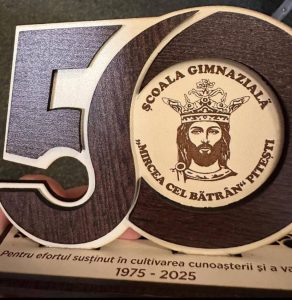 scoala mircea cel batran 1 - 50 de ani de excelență: Școala ”Mircea cel Bătrân” sărbătorită de întreaga comunitate