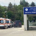 3 perchzitii 1 - Intervenție a polițiștilor la SJU Pitești! Bărbat încătușat și dus la secție
