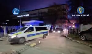 cats - Percheziţii într-un dosar privind acte de identitate cu domiciliul fictiv pentru persoane din Moldova, Rusia, Ucraina