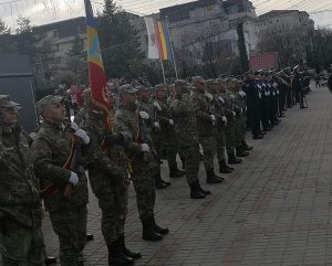 2ca38a17 9bbc 4f74 9899 b9ed6469565a - Hai să dăm mână cu mână de 1 Decembrie la Mioveni