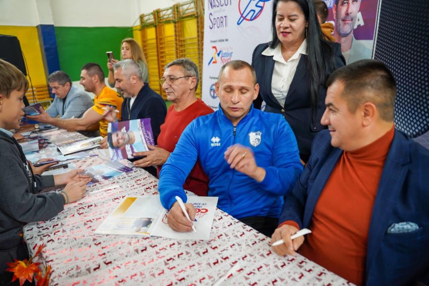 200 de elevi din Costești au participat la acțiunea „Azi sunt profu’ tău de sport!” 4 eveniment la Costești