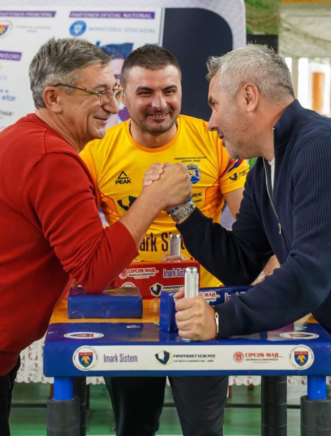 200 de elevi din Costești au participat la acțiunea „Azi sunt profu’ tău de sport!” 2 eveniment la Costești