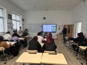 mobilier scoli Costești