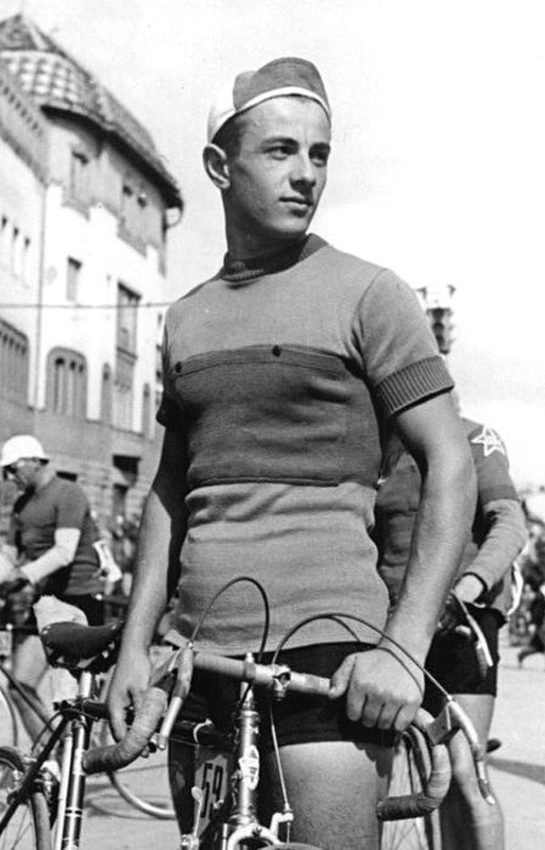 A murit Gabriel Moiceanu - ”A fost sportivul prin care Argeșul și-a pus amprenta în ciclismul românesc” 3 Sursă foto: FB Adrian Dumitru-Bughiu.