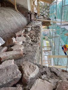 Descoperire excepțională la Pitești: peste 200 de schelete sub cea mai veche biserică din oraș! 7 Sursă foto: FB Cristian Gentea.