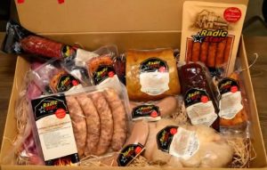 radic star 3 - Radic Star a pregătit două modele de cutii-cadou pentru sărbătorile de iarnă! Cum poti comanda?