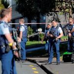 Bărbat - supravegheat de Poliție până face treaba mare! A înghițit o bijuterie de 19.000 USD! 10 4b9b7f06 a01f 46f3 8296 bcf6aae8a661 - Bărbat - supravegheat de Poliție până face treaba mare! A înghițit o bijuterie de 19.000 USD!