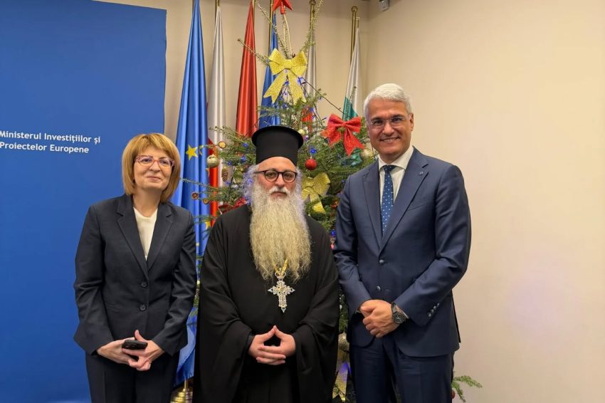 Corul „Glasul Arhanghelului” din Argeș a colindat la Ministerul Investițiilor și Proiectelor Europene 1 Glasul Arhanghelului la minister