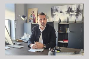 Untitled Project 1 - Ștefan Frîntu: Loialitatea echipei este o strategie esențială pentru a păstra și a aprofunda relațiile cu clienții!
