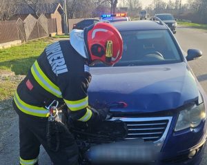 0e20a94b bcd0 42d1 ad70 ff3ecced8fba - Accident între două mașini în Băiculești. O persoană a ajuns la spital