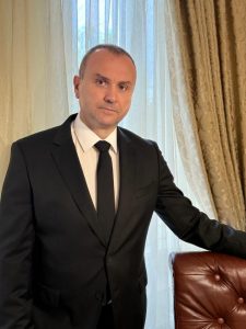 WhatsApp Image 2025 12 09 at 09.25.42 - Valentin Cîrstea: În afaceri, nu există scurtături: există muncă multă, răbdare și o doză mare de stres!