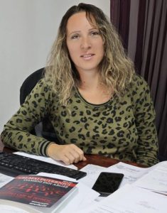 Ramona Ciorăscu: Adevărata diferențiere nu mai vine din „ce avem”, ci din „cum lucrăm”, „cum gândim” și ce livrăm! 3 Ramona Ciorascu 3 - Ramona Ciorăscu: Adevărata diferențiere nu mai vine din „ce avem”, ci din „cum lucrăm”, „cum gândim” și ce livrăm!