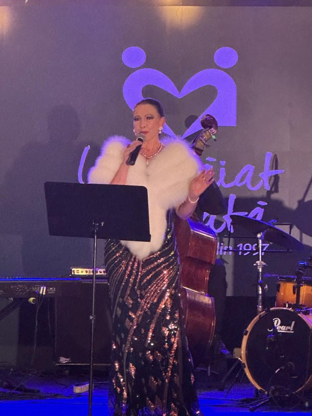 Cine a câștigat competiția? Gala Premiilor de Excelență Argeșul - seară de sărbătoare în presă 9 WhatsApp Image 2025 12 10 at 23.13.55 2 - Cine a câștigat competiția? Gala Premiilor de Excelență Argeșul - seară de sărbătoare în presă