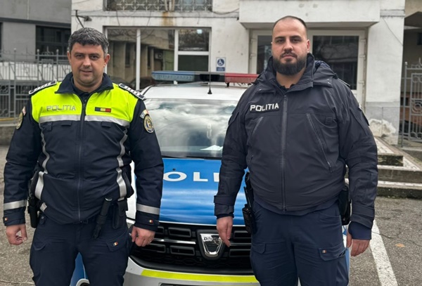 10f9b687-13da-4ff7-a76f-13e0bfff797d (1)