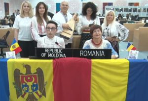 Mândrii de tradiția noastră! Cobza intră oficial în patrimoniul UNESCO! 3 Comitetul Interguvernamental reunit la New Delhi cobza - Mândrii de tradiția noastră! Cobza intră oficial în patrimoniul UNESCO!