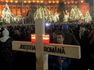 3a6bbdcf ac63 4b38 99ea 38eb07959090 - Protestele pentru justiție continuă: românii au ieșit în stradă pentru a patra zi la rând