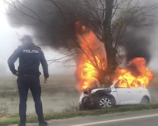 Incendiu auto